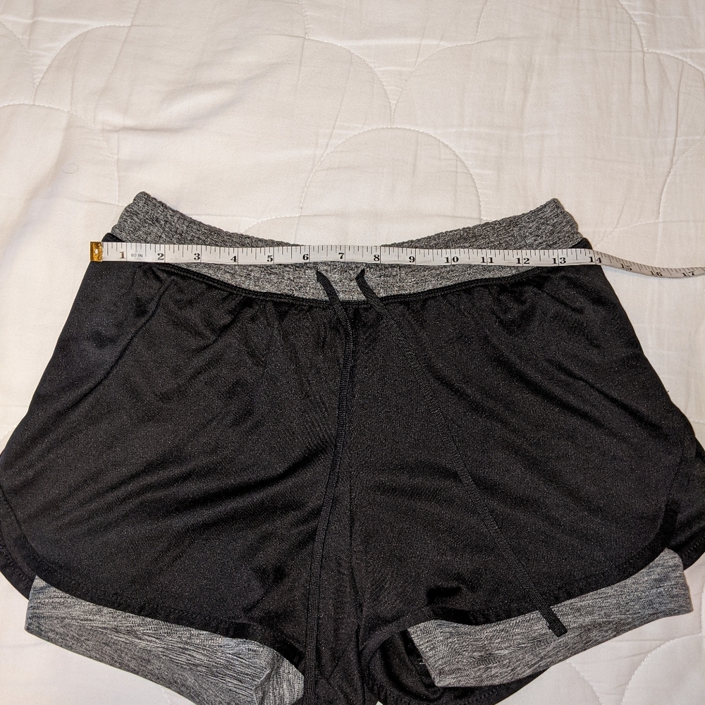 Champion Running Shorts - Picture 4 of 5